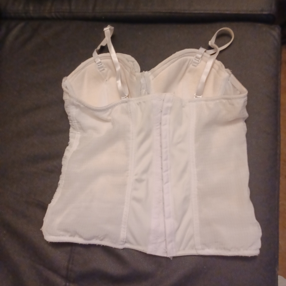 WHITE RUFFLED BRA TOP - Picture 2 of 2